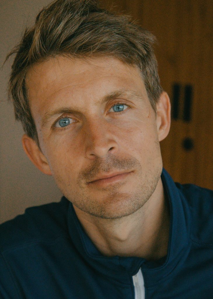 Porträt von Tom Glasmeyer im Raum Breakout